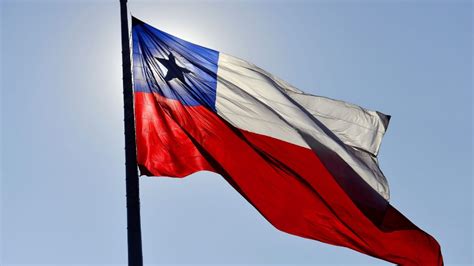 Chile Vamos Busca Sancionar A Quienes Ofendan Los Símbolos Patrios