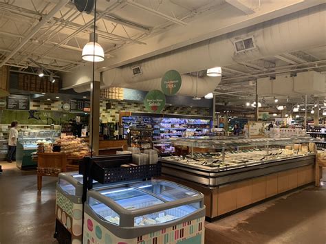 Whole foods sits right near the intersection of waialae avenue and hunakai street, in honolulu, hawaii. WHOLE FOODS MARKET - DURHAM - 75 Photos & 111 Reviews ...