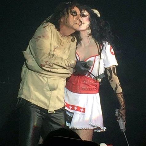 Alicecoopercuttings On Instagram Alice Cooper And Wife At The