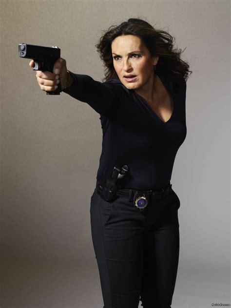 Lieutenant Olivia Benson Mariska Hargitaysvuseason18 Exclusive Photos Shoot Celebridades