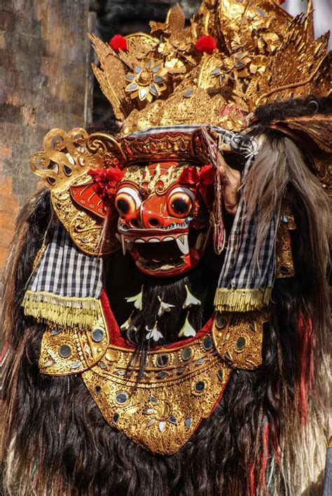 Barong Dance In Bali Costumes And Masks Barong Bali Barong Bali