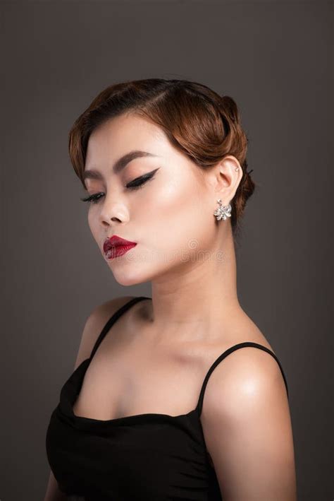 Portrait Of Beautiful Sensual Asian Woman With Elegant Hairstyle Stock Image Image Of Makeup