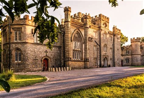 Swipe to check more interiors of this house with different color schemes. LADY COLIN CAMPBELL CASTLE GORING - Ballarat