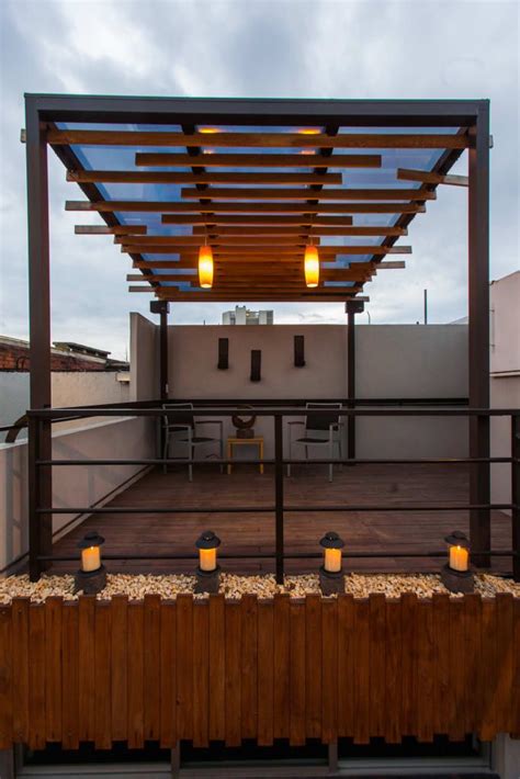 La cubierta o techo de una terraza es un elemento muy importante. Residencia polanco balcones y terrazas minimalistas de ...