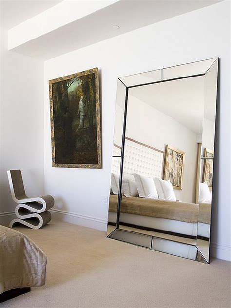 Spiegel dienen im feng shui der optischen vergrößerung von räumen. Feng Shui im Haus: Spiegel und deren Positionierung ...
