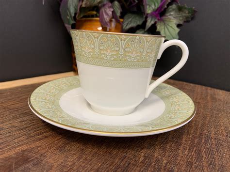 Vintage Royal Doulton Sonnet Tea Cup Saucer H En Etsy