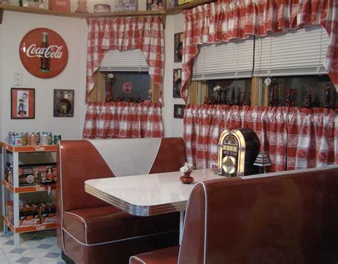 1950 diner vintage diner retro diner vintage kitchen vintage style 50s diner kitchen american diner kitchen retro kitchens diner decor. Pin by Isabelle Jahnke on RETRO! | Diner decor, Retro ...