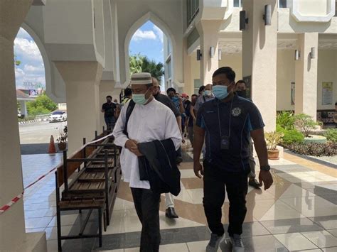 Tingkat 4, menara utara faks : Jurucakap HTM Ditangkap Pihak Berkuasa Agama - Hizbut ...