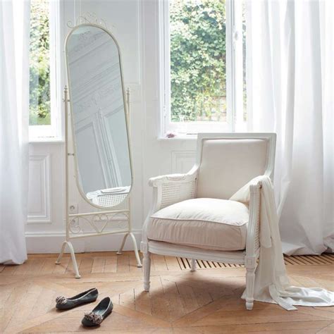 Specchio mondo convenienza in vendita in arredamento e casalinghi: Specchi da terra di design: da Ikea a Maisons du Monde i modelli che arredano con stile | Design Mag