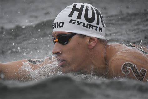 His older brother is dániel gyurta, another olympic swimmer who specializes in the. Sírva nyilatkozott a versenye után Gyurta Gergely