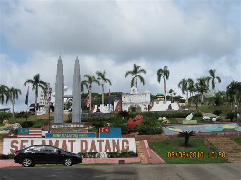 Buy express bus ticket from johor to air hitam. Ee CS: Tropical Village, Ayer Hitam, Johor.