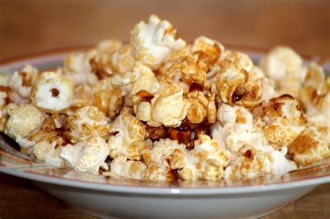 Wie mache ich farbiges Popcorn in verschiedenen Farben Süsses Popcorn