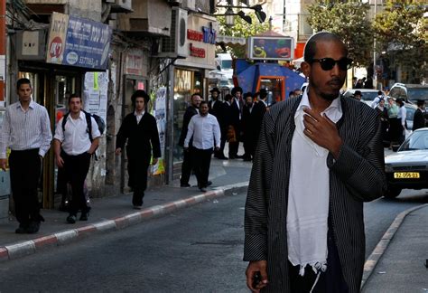 Shyne The Rapper Embraces Orthodox Judaism The New York Times
