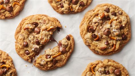 This is the best kitchen sink cookies recipe out there. Copycat Panera™ Kitchen Sink Cookies Recipe - Tablespoon.com