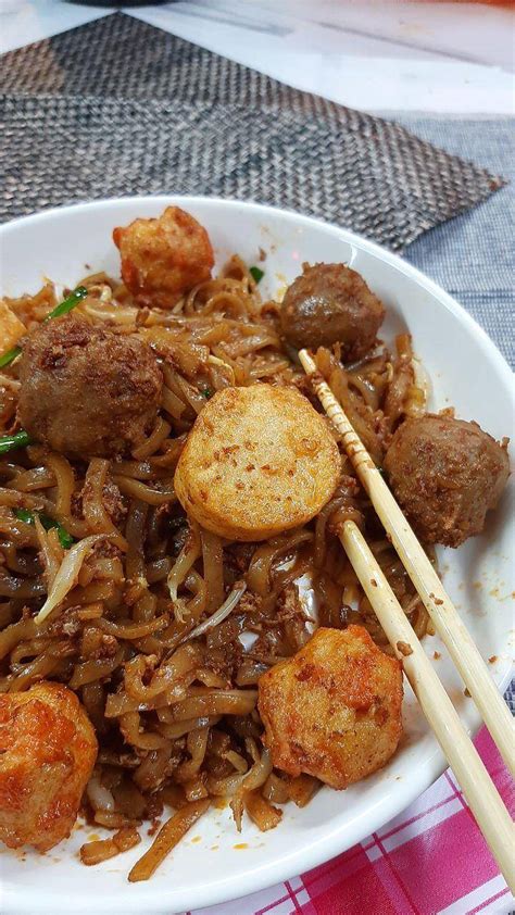 Follow the package directions for use in stir fries. Tarikan Char Kuey Teow Bebola Daging
