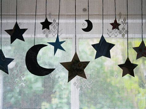 I will try this for my office. 17 Raya Home Décor Ideas for Your Instagram | Atap.co