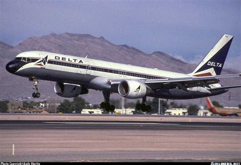 Boeing 757 Revopsit In Livery Retro Jet Delta Air Lines Din 1966