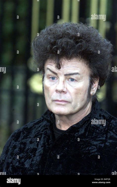Gary Glitter January 2000 Paedophile Singer At Photocall News Press Conference Outside The Gates