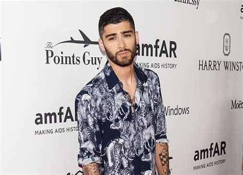 zayn malik just gave the most bizarre reason for quitting one direction hellogiggleshellogiggles