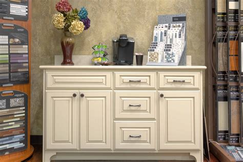 Wood cabinets are ideal for painting, but any surface that can be scuffed with sandpaper can be painted. Kitchen Remodeling Clear Lake, TX & League City, TX ...
