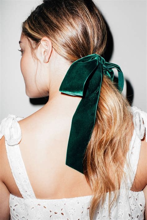 4 Ways To Style Your Hair Using Velvet Bows For Wedding Season Coveteur