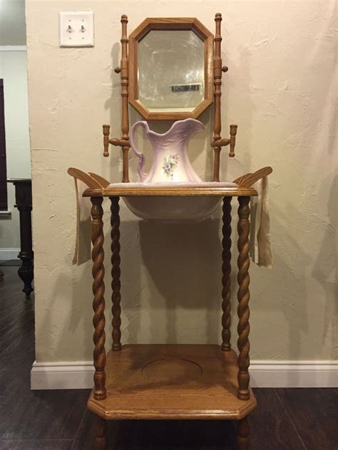 Without a designated hand towel holder, bathroom hand towels can end up draped over the side of the bath, on the basin, over the shower screen, even squeezed over the top of wet towels on the towel rack. Antique Vintage Wood Wash Basin Stand w/ Mirror Candle ...