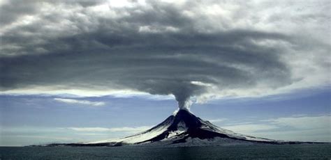 There Are 40 Volcanic Eruptions Happening Right Now As Earth Makes