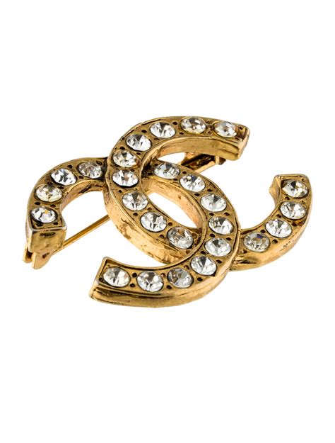 Chanel Crystal Cc Brooch Brooches Cha181134 The Realreal