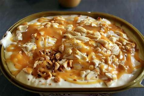 Préparer une crème anglaise.pour cela, commencer par fouetter les jaunes d&amp;#039;oeufs avec le sucre jusqu&amp;#039;à ce que le mélange devienne mousseux. Glace maison sans sorbetiere (sundae caramel amandes et ...