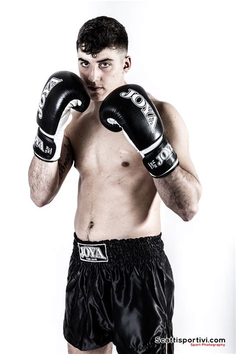 Chi è mattia faraoni, il campione italiano di boxe? Infortunio confermato per Mattia Faraoni: distacco del ...