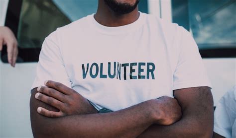 Volunteering During A Humanitarian Crisis What To Know F