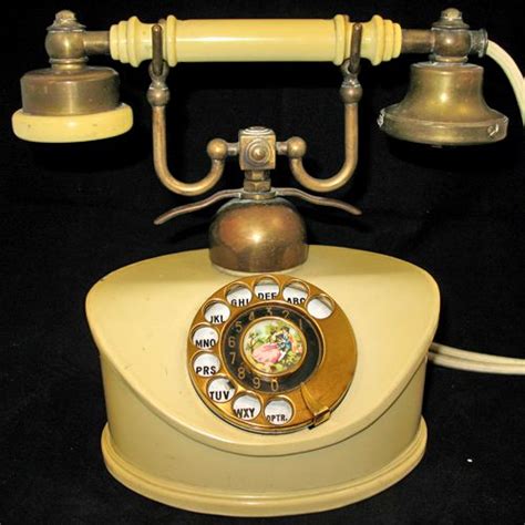 Classic Old Vintage Duchess Rotary French Victorian Phone Telephone