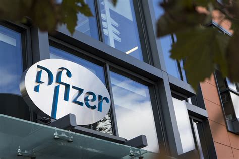 Pfizer is a premier innovative biopharmaceutical company, discovering, developing and providing medicines, vaccines and consumer healthcare products. Berkolaborasi dengan BioNTech, Pfizer Kembangkan Vaksin ...