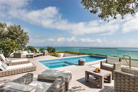 The 15 Best Resorts In Greater Miami Beach