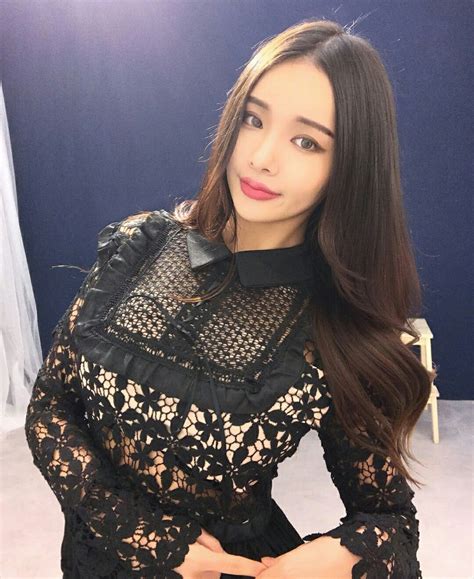 Jee 💗💗 Jee Ulzzang Korean Girl Fashion Show Ruffle Blouse Long