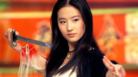 disney chooses chinese actress liu yifei to play mulan ctv news