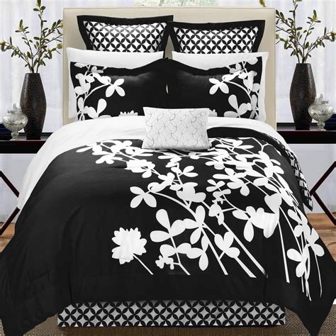 Iris Black And White 7 Piece Comforter Bed In A Bag Set