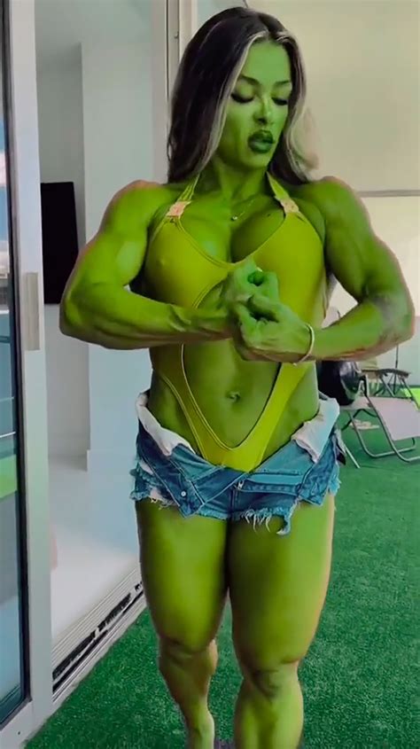 stazione tv acro scuola materna she hulk body fitness sfocato fusione acido