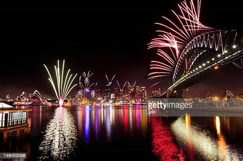 Sydney Fireworks New Years Eve Photos And Premium High Res Pictures