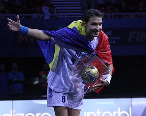 Each and every one of cristina neagu's 115 goals this season. Cristina Neagu Handball : File Cristina Neagu 20151129 2 ...