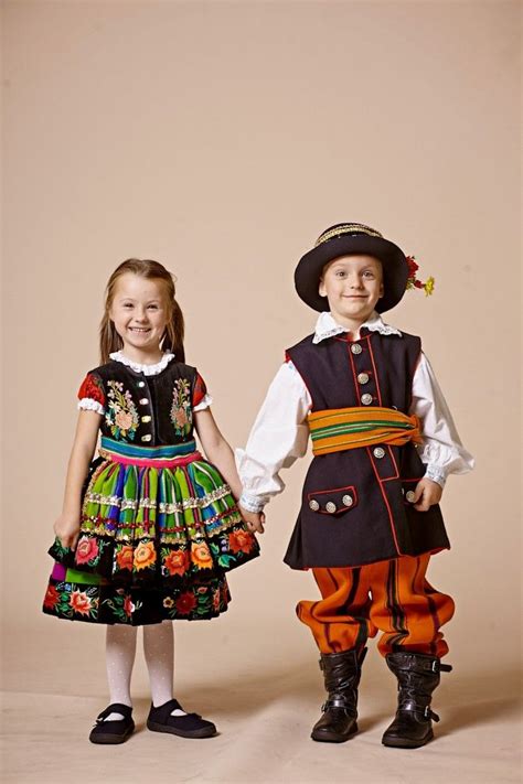 Polish Folk Costumes Polskie Stroje Ludowe Polish Traditional