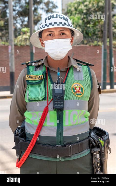 Policia Femeninas Peru Fotografías E Imágenes De Alta Resolución Alamy