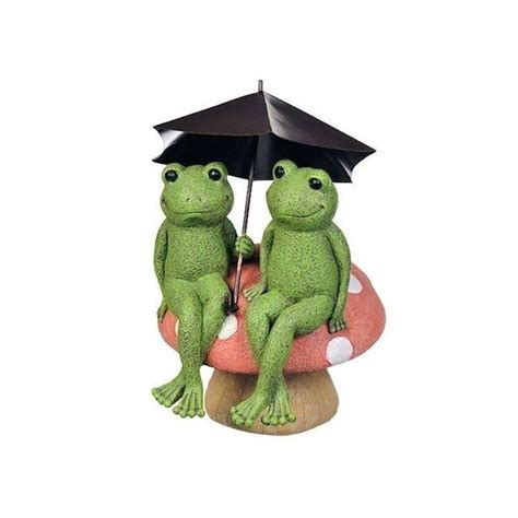Frog Garden Figurine Couple With Metal Umbrella