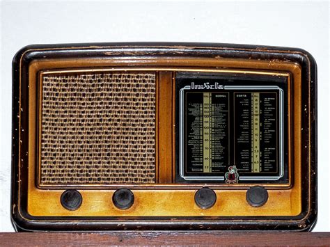 vieille radio vieux vannes sein · photo gratuite sur pixabay