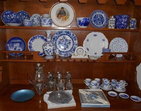 Absolute Auctions And Realty Realty Decorative Plates Auction