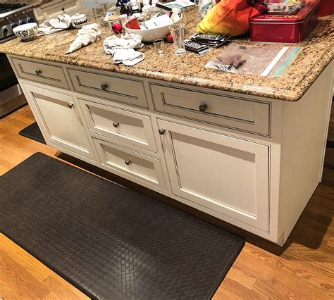 Mohawk kitchens, a leader in the kitchen and bath design industry, has been serving clients in the fairfield, westchester counties and beyond for over 40+ years. Greenwich, CT Kitchen Cabinet Refinishing | Classic Refinishers
