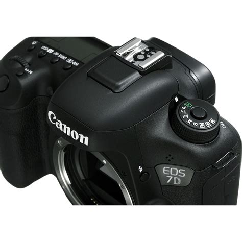 Canon Eos 7d Mark Ii Digital Slr Camera With Ef S 18 135mm Is Usm Lens