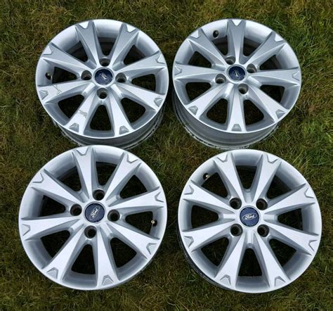 15 Inch Genuine Ford Fiesta Alloy Wheels Set Of 4 Alloys Without
