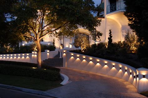 Find how to choose landscape lighting with the landscape lighting design guide at lumens.com. Driveway Lights Guide: Outdoor Lighting Ideas + Tips ...