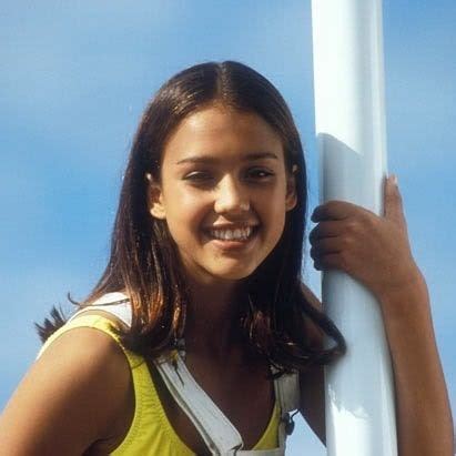 Even the pose that jessica is striking in this picture is sweet as can be. Jessica Alba teenage time | Young jessica alba, Jessica ...